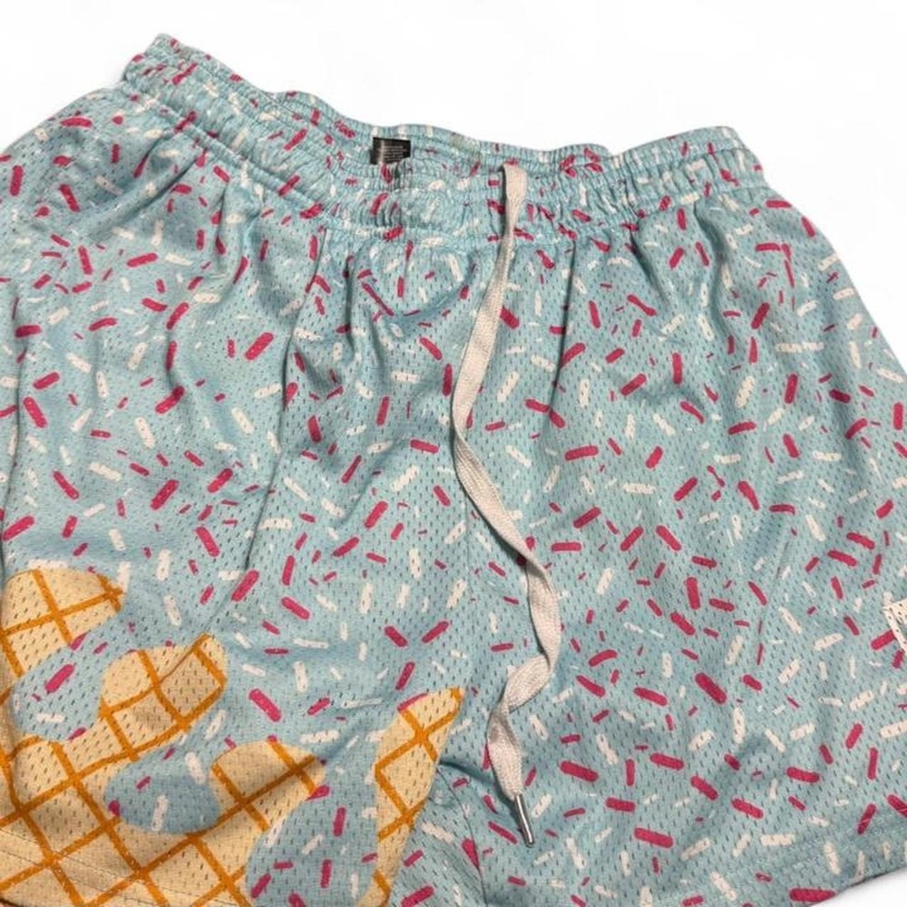 B101 shorts